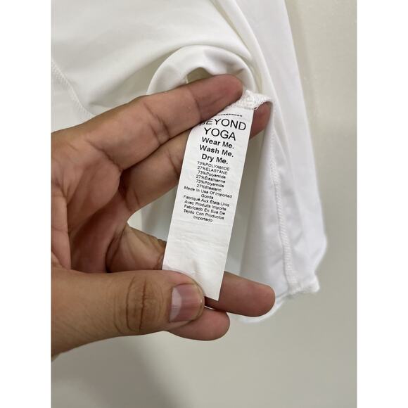 Beyond Yoga Razor Tank Top L Workout Hike Ballet Gym Pilates Athletic Athleisure - Picture 9 of 13